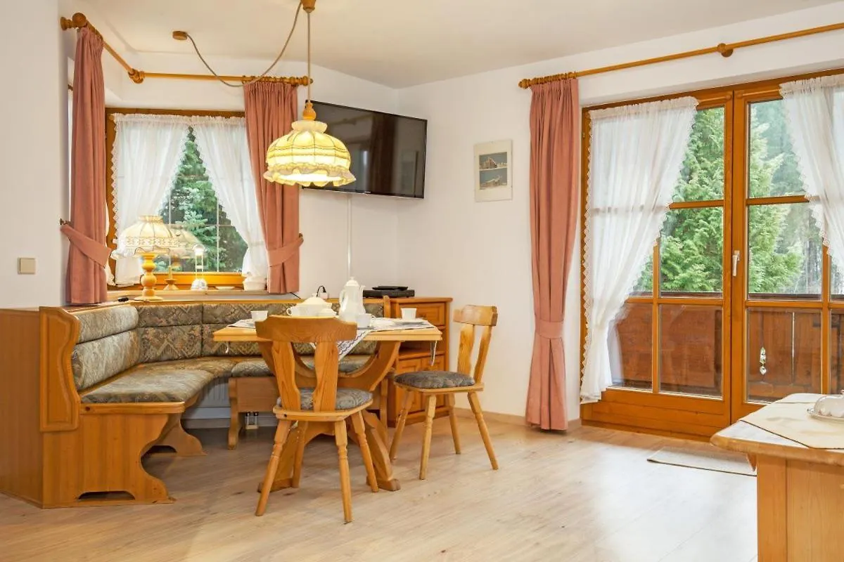 Ferienwohnung Oertel Reit im Winkl 0*,